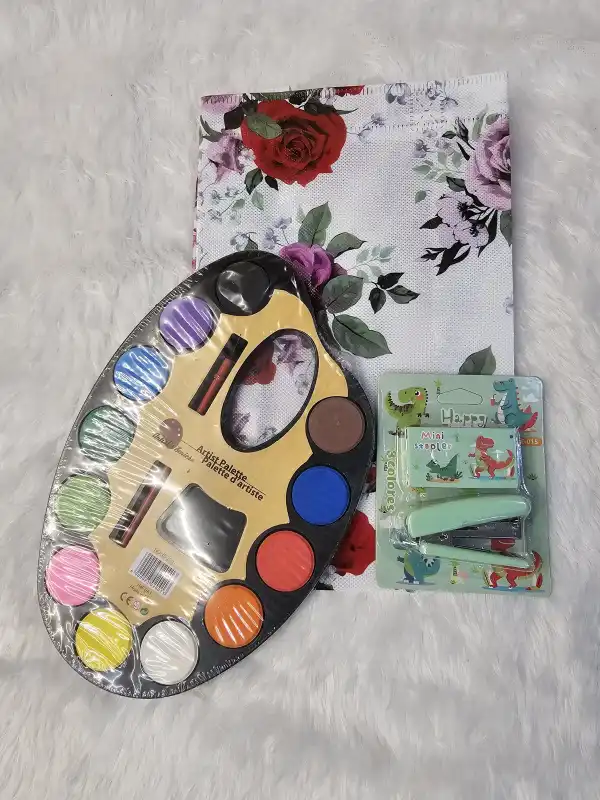 🎨 Artist Palette Painting Set with Mini Stapler