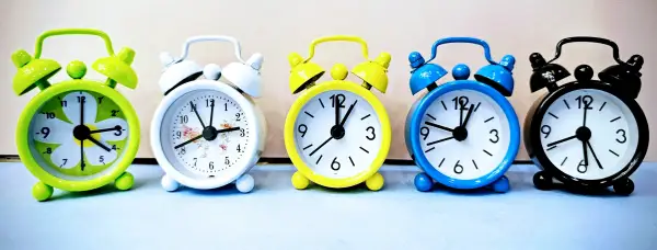 Creative Cute Mini Metal Small Alarm Clock