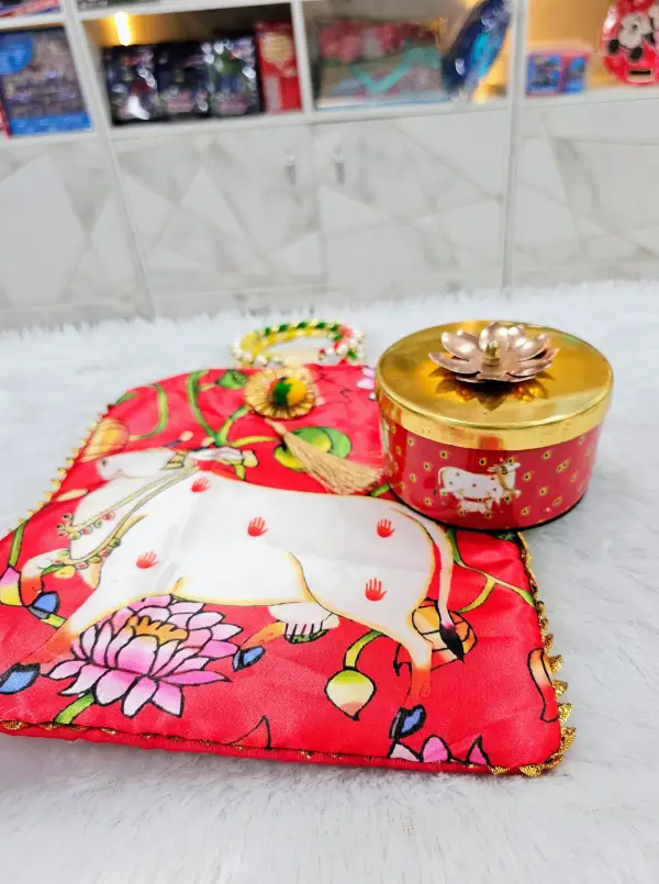 Designer Pichwai Jar with Anti-Slip Base & Potli Bag | Elegant Gift Combo
