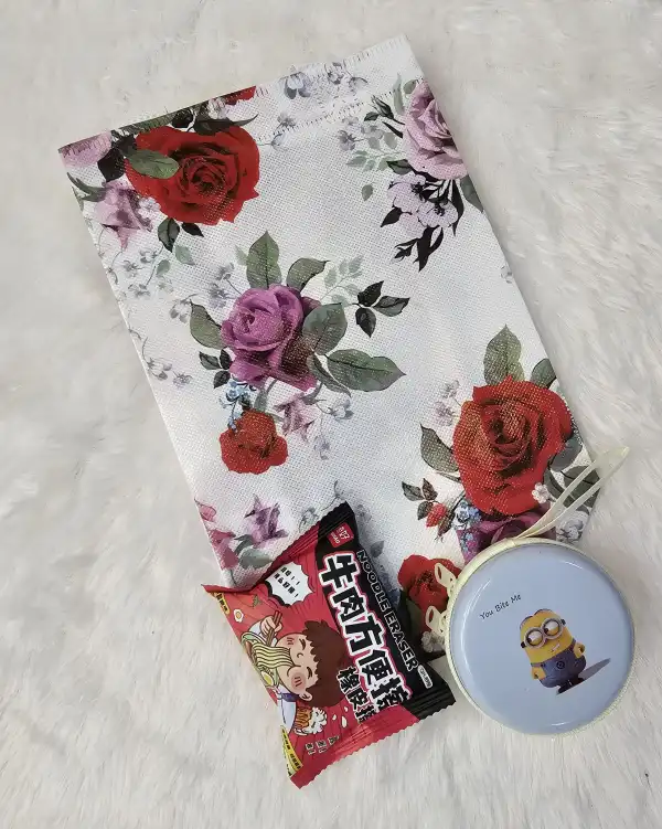 Noodle Eraser, Coin / ear phone Pouch & Gift Bag
