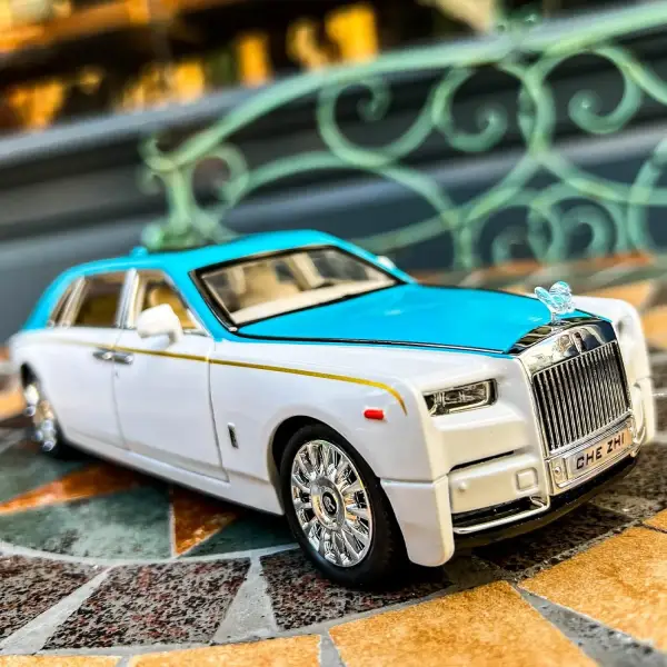 Rolls-Royce Phantom Model