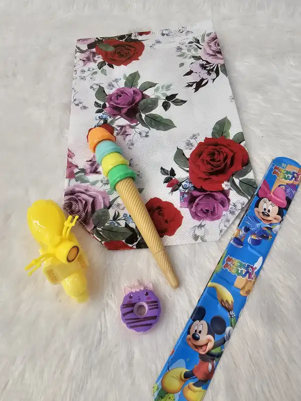 🛵 Sweet & Magical 4-in-1 Gift Set – Scooty Sharpener, Ice Cream Pen, Unicorn Eraser & Slap Band