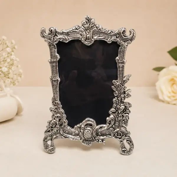 Vintage Ornate Silver Photo Frame – Tabletop Decorative Frame