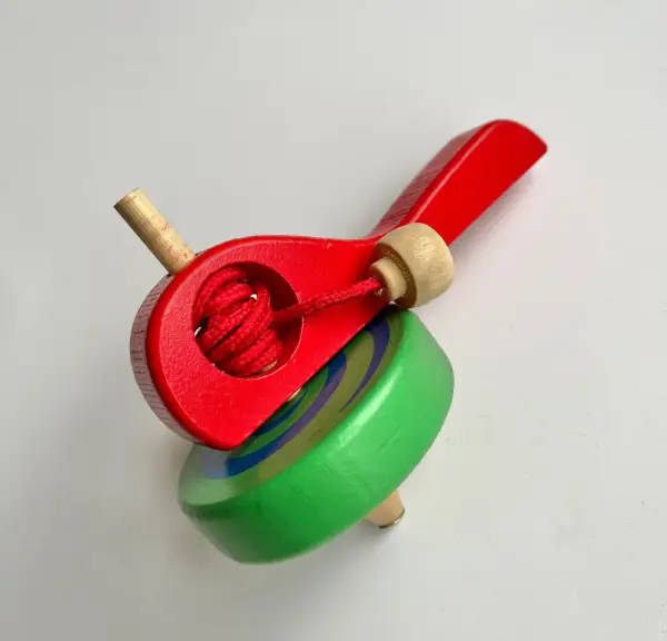 Wooden TOP/LATTU/PAMBARAM/BUGURI/BONGARAM